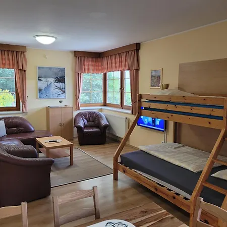 Kubu 3 Samostatny S Kuchyni Appartement